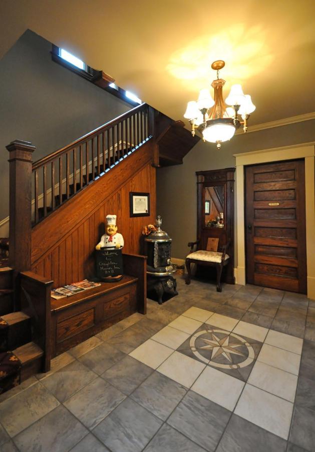 Creighton Manor Inn Bed & Breakfast Orillia Exteriér fotografie